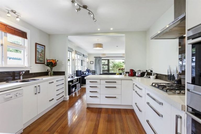 Photo of property in 167 Knowles Street, St Albans, Christchurch, 8052