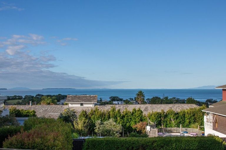 Photo of property in 2/67 Castor Bay Road, Castor Bay, Auckland, 0620