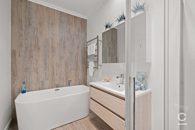 Photo of property in 101a Beach Road, Otumoetai, Tauranga, 3110