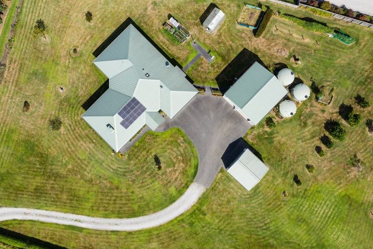 Photo of property in 99 Hansen Road, Makauri, Gisborne, 4071