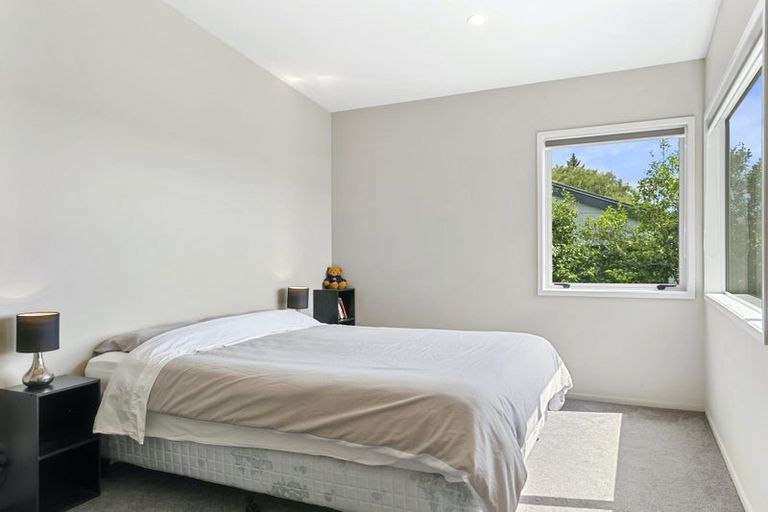 Photo of property in 33 Shera Street, Acacia Bay, Taupo, 3330