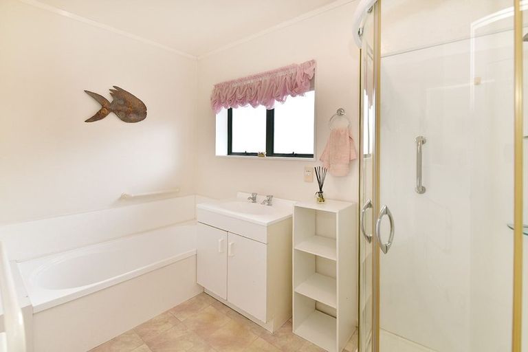 Photo of property in 6/57 Weiti Road, Orewa, 0931