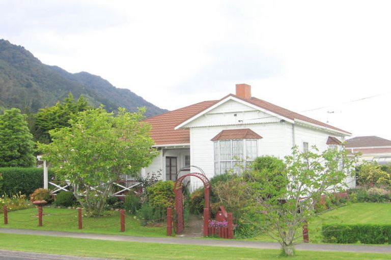 Photo of property in 5 Seddon Street, Te Aroha, 3320