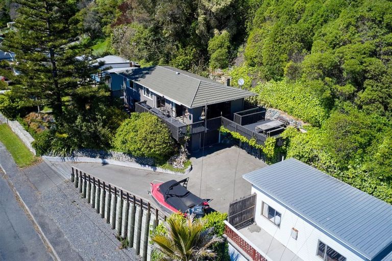 Photo of property in 162 Torquay Street, Kaikoura, 7300