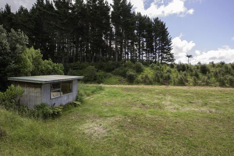 Photo of property in 325 Kaipi Road, Hillsborough, New Plymouth, 4372