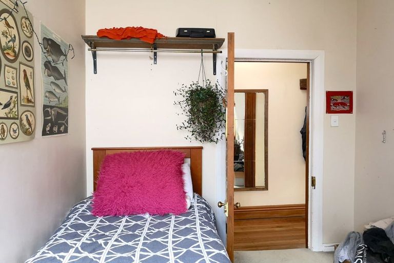 Photo of property in 44 Rolleston Street, Mount Cook, Wellington, 6021