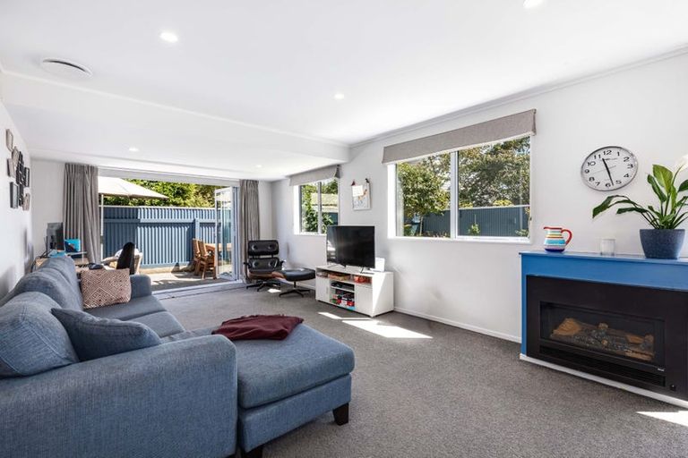 Photo of property in 30 Fairfield Avenue, Fairfield, Lower Hutt, 5011