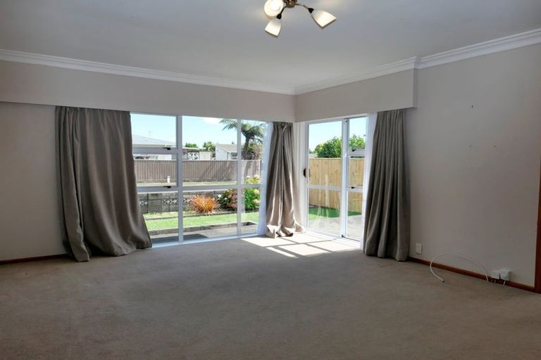 Photo of property in 1 Hadfield Street, Levin, 5510