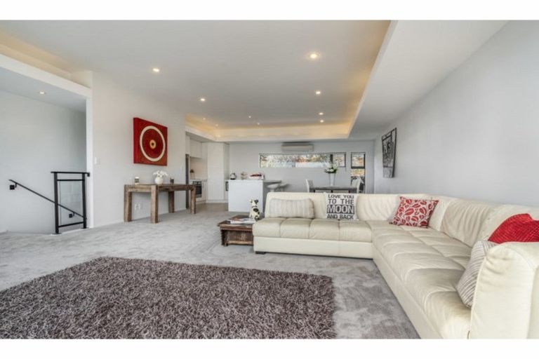 Photo of property in 4/49 Browns Road, Browns Bay, Auckland, 0630