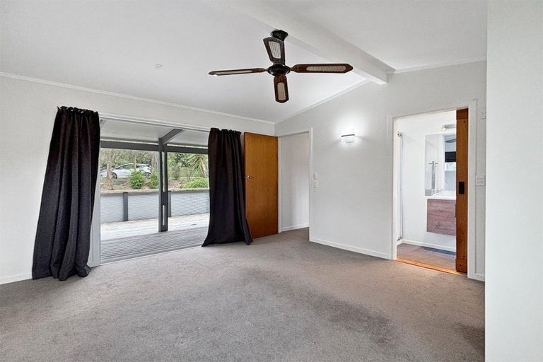 Photo of property in 1213 Pakiri Block Road, Tomarata, Wellsford, 0974