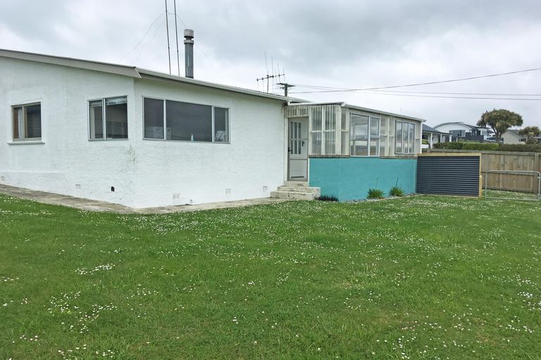 Photo of property in 15 Anderson Street, Kakanui, Oamaru, 9495