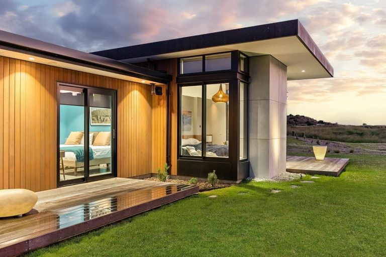 Photo of property in Wyuna, 5 River Valley View, Glenorchy, 9372