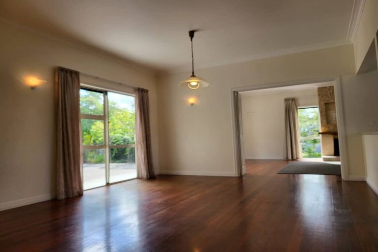 Photo of property in 88 Brian Crescent, Stanmore Bay, Whangaparaoa, 0932