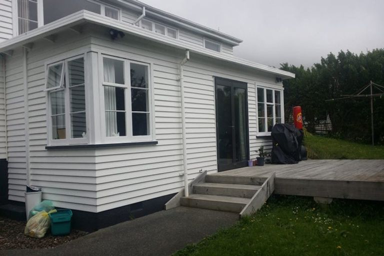 Photo of property in 44 Haumia Street, Johnsonville, Wellington, 6037