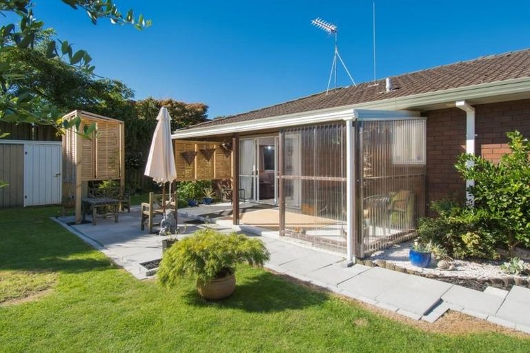 Photo of property in 2 Opal Drive, Papamoa Beach, Papamoa, 3118