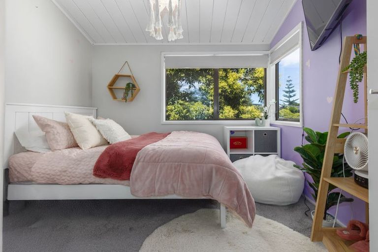 Photo of property in 114 Matatua Road, Raumati Beach, Paraparaumu, 5032