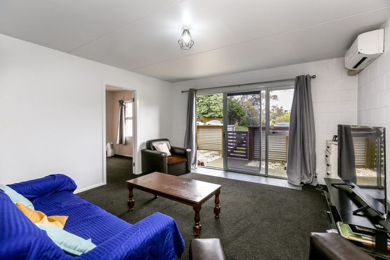 Photo of property in 2/57 Carrington Street, Lower Vogeltown, New Plymouth, 4310