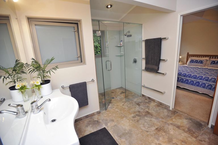 Photo of property in 19 Haronga Road, Inner Kaiti, Gisborne, 4010