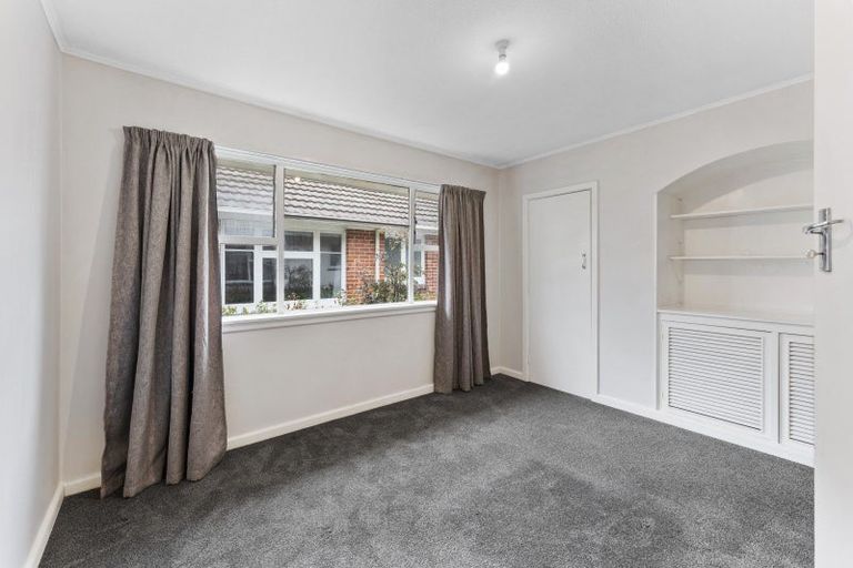 Photo of property in 39 Acacia Avenue, Upper Riccarton, Christchurch, 8041