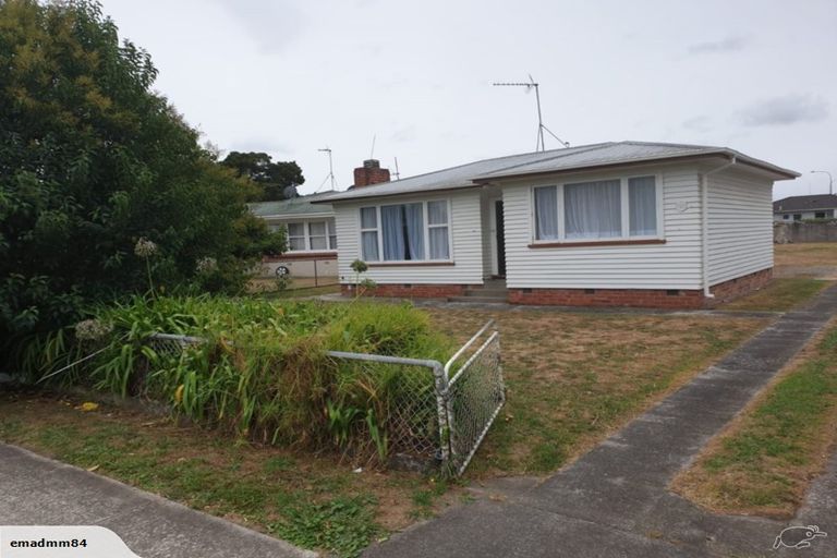 Photo of property in 126 Great South Road, Takanini, 2112