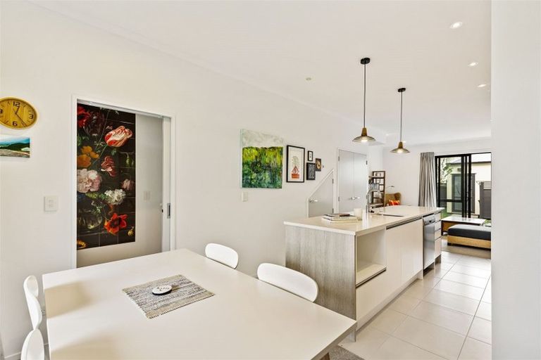 Photo of property in 33 De Havilland Road, Hobsonville, Auckland, 0616