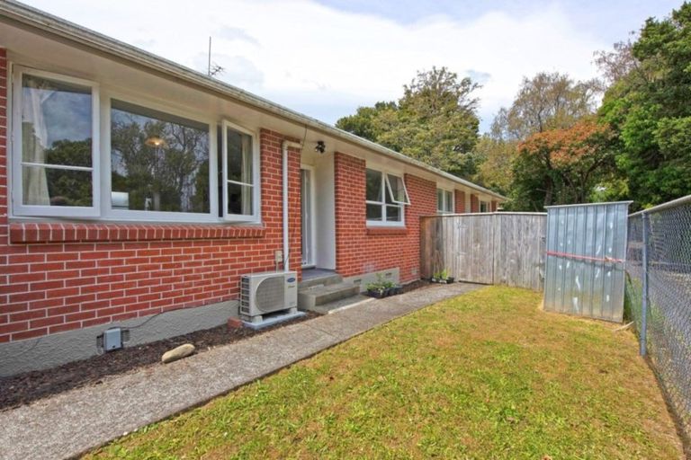 Photo of property in 2/76 Clouston Park Road, Clouston Park, Upper Hutt, 5018