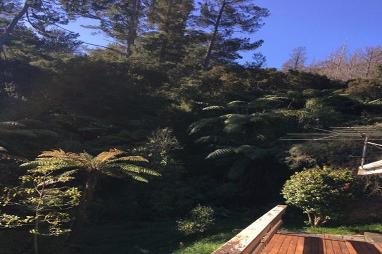 Photo of property in 95 Manuka Street, Stokes Valley, Lower Hutt, 5019