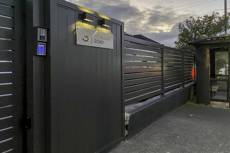 Photo of property in 3 Mount Albert Road, Mount Albert, Auckland, 1025