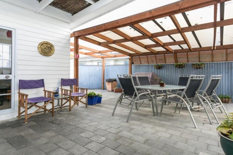 Photo of property in 87 Meeanee Road, Taradale, Napier, 4112