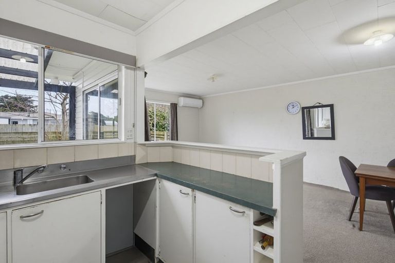 Photo of property in 16b Buckley Grove, Paraparaumu, 5032