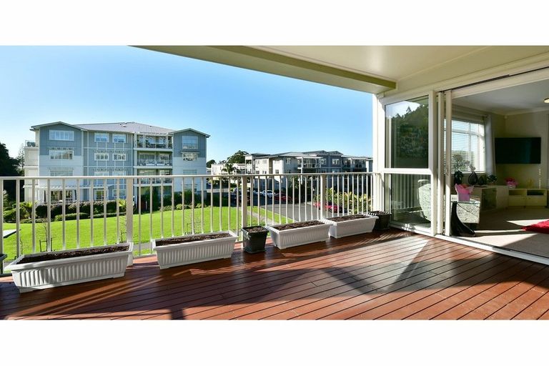 Photo of property in 64 Eaves Bush Parade, Orewa, 0931