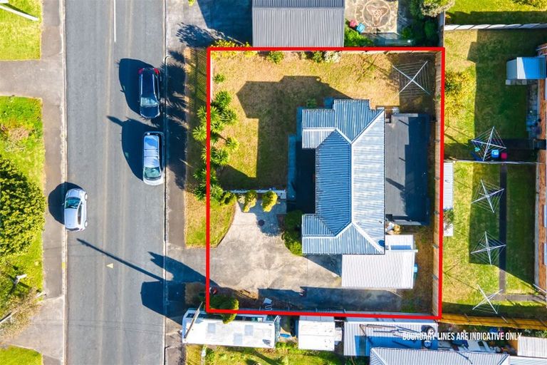 Photo of property in 2 Walters Road, Mount Wellington, Auckland, 1062