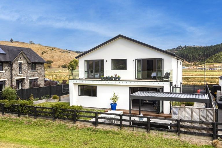 Photo of property in 27 Long Acre Drive, Cracroft, Christchurch, 8022