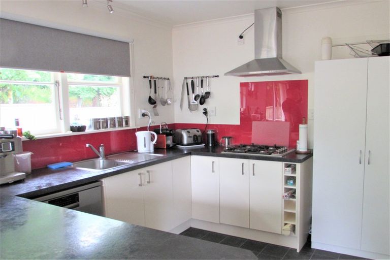 Photo of property in 5 Longfellow Street, Trentham, Upper Hutt, 5018