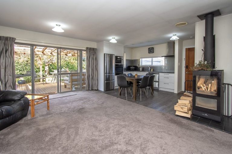 Photo of property in 20 Leonie Place, Aranui, Christchurch, 8061