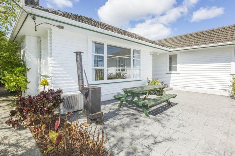 Photo of property in 24 Routley Crescent, Elderslea, Upper Hutt, 5018