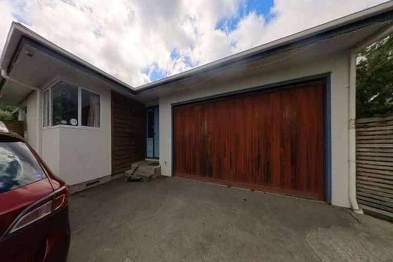 Photo of property in 2/275 Waterloo Road, Waterloo, Lower Hutt, 5011