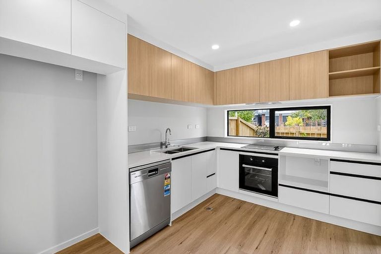 Photo of property in 3/85 Jaemont Avenue, Te Atatu South, Auckland, 0610