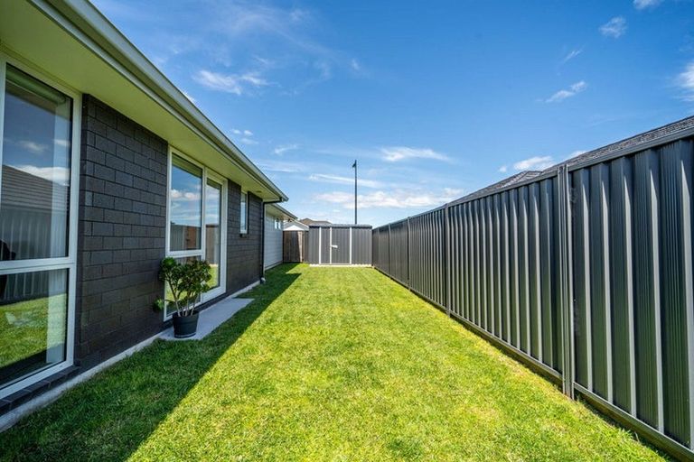 Photo of property in 106 Sentinel Avenue, Omokoroa, 3114
