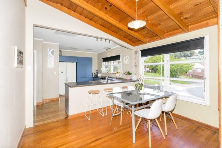 Photo of property in 37 Garthwood Road, Hillcrest, Hamilton, 3216