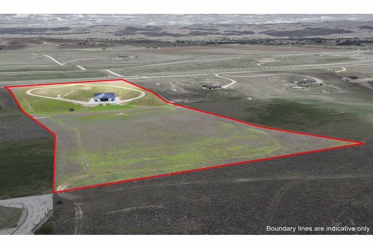 Photo of property in 211 Mcarthur Road, Springvale, Alexandra, 9391