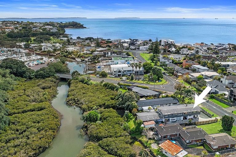 Photo of property in 3/15 Omana Road, Milford, Auckland, 0620
