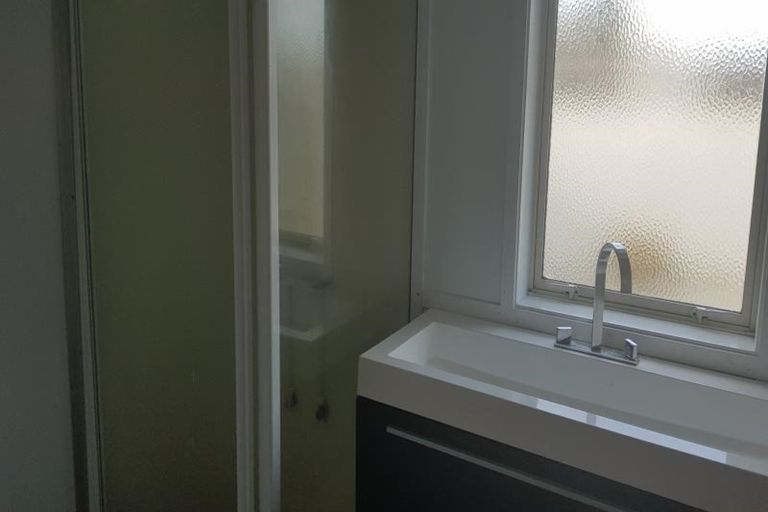 Photo of property in 98 Nursery Road, Phillipstown, Christchurch, 8011