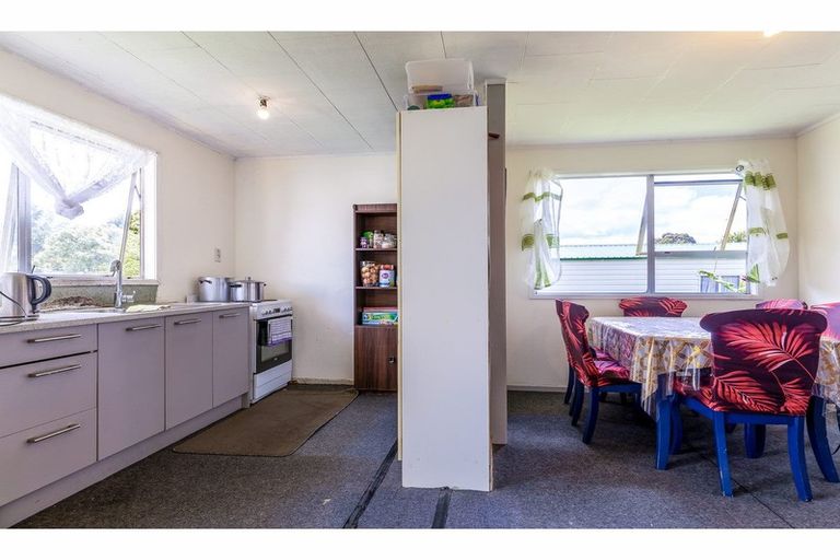 Photo of property in 67 Hindmarsh Street, Henderson, Auckland, 0612