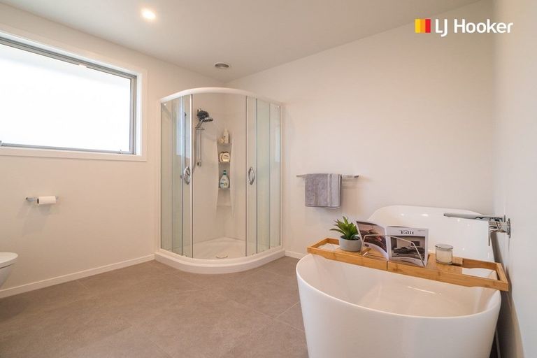 Photo of property in 25 Totara Close, Taieri Mouth, Brighton, 9091