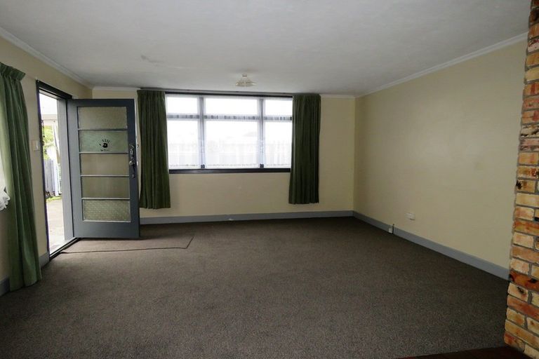 Photo of property in 89 Peel Street, Westport, 7825