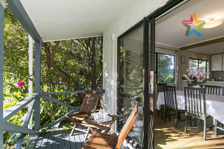 Photo of property in 4 Alanbrooke Place, Karori, Wellington, 6012