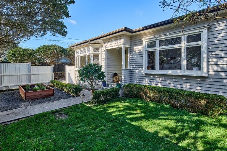 Photo of property in 39 Kiwi Street, Alicetown, Lower Hutt, 5010