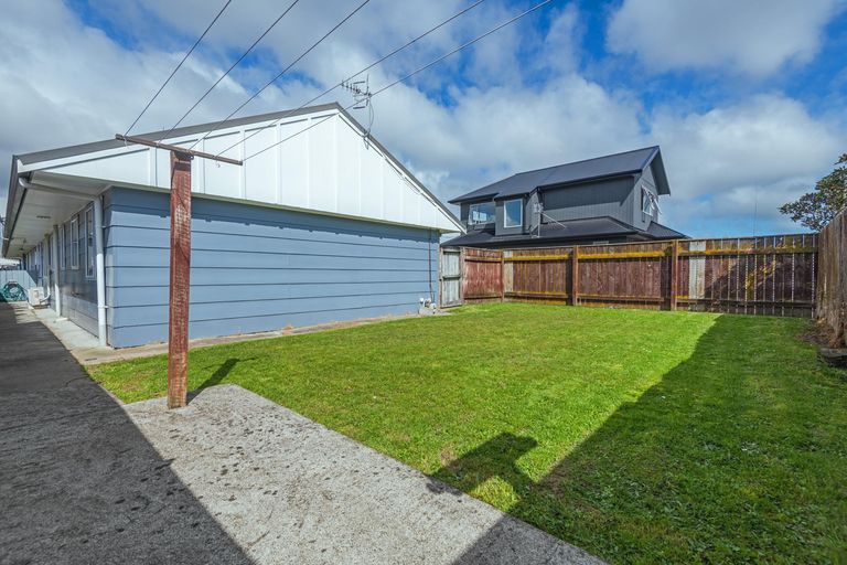 Photo of property in 964a Tremaine Avenue, Roslyn, Palmerston North, 4414