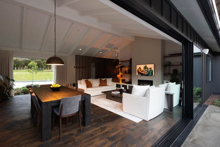 Photo of property in 72 Robinson Road, Coatesville, Albany, 0793